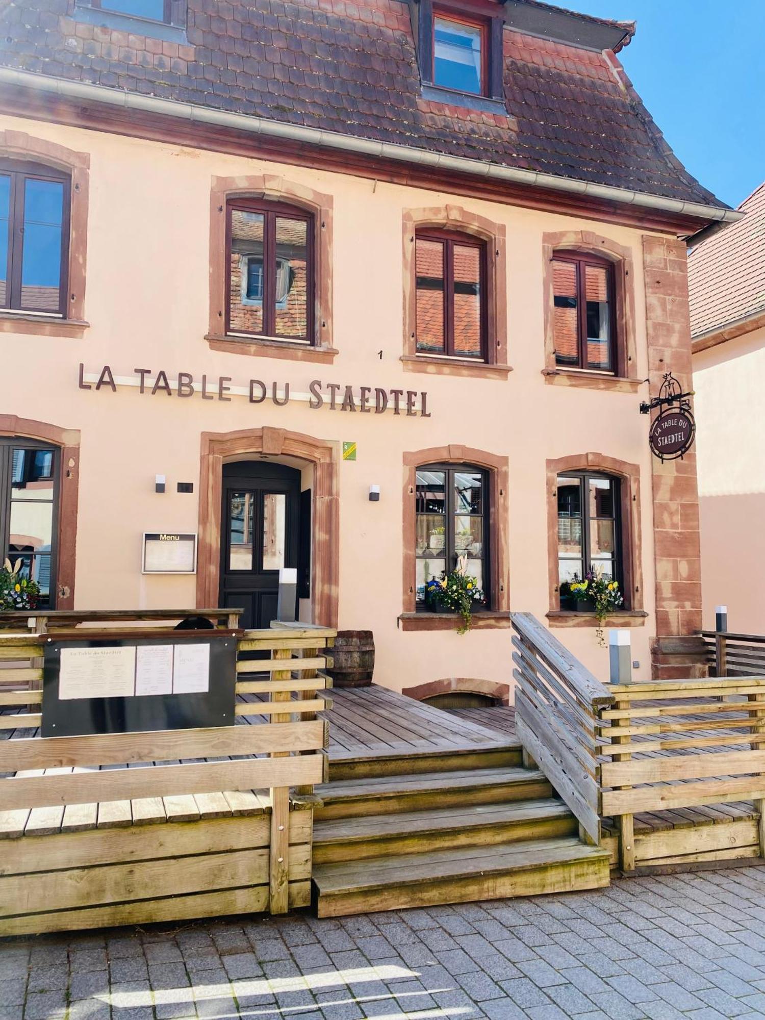 Les Appartements D'Estelle Ла-Петит-Пьер Экстерьер фото